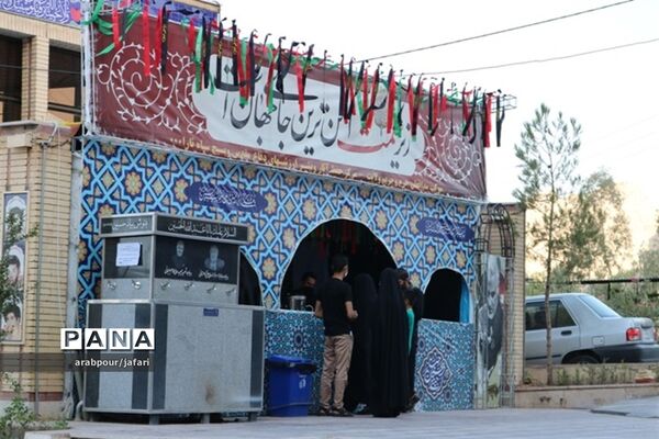 برگزاری سوگواره  احلی من العسل در جوار مرقد حاج قاسم سلیمانی