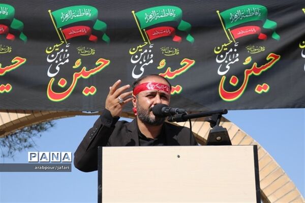 برگزاری سوگواره  احلی من العسل در جوار مرقد حاج قاسم سلیمانی