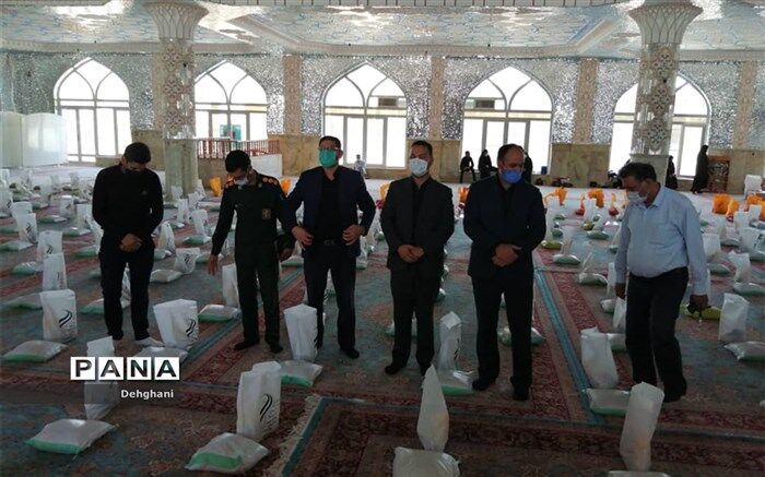 توزیع ۵۰۰ سبد  غذایی بین نیازمندان شهرستان نایین