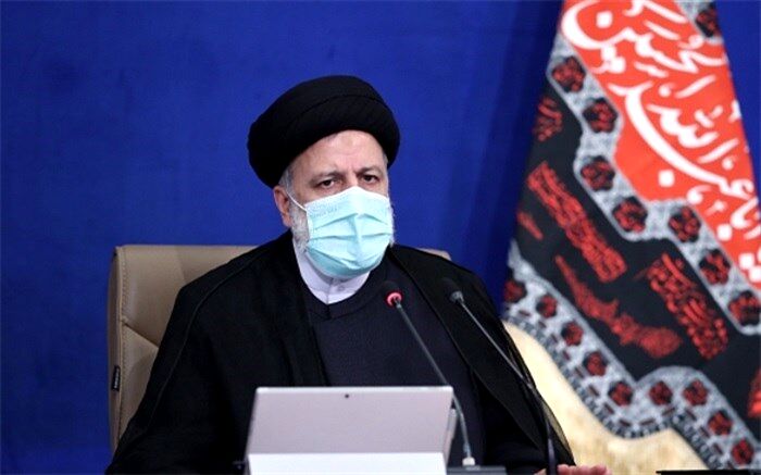رئیس‌جمهوری بر تلاش همه‌جانبه برای رفع تحریم‌ها تاکید کرد