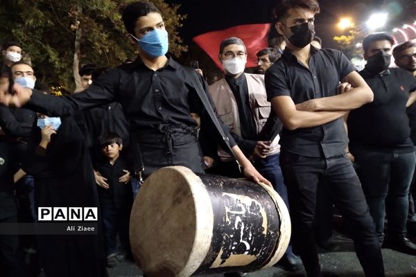 مراسم عزاداری حضرت اباعبدالله الحسین علیه السلام در مشهد