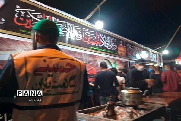 مراسم عزاداری حضرت اباعبدالله الحسین علیه السلام در مشهد