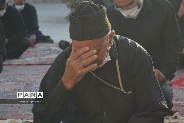 زمزمه زیارت عاشورا در شهرستان خوسف