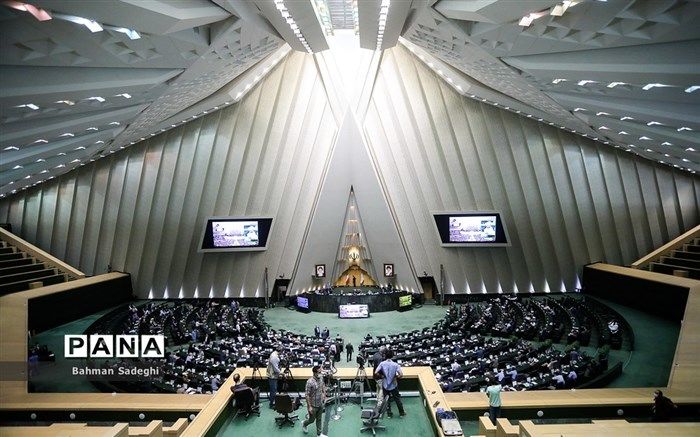 قدردانی فراکسیون اهل سنت از رهبر انقلاب
