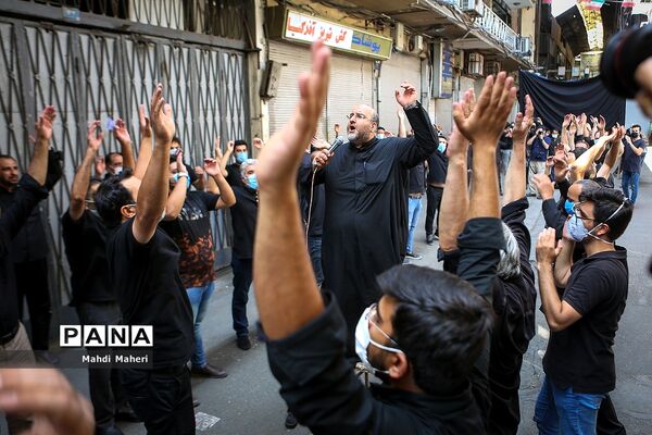 عزاداری تاسوعا حسینی در بازار تهران