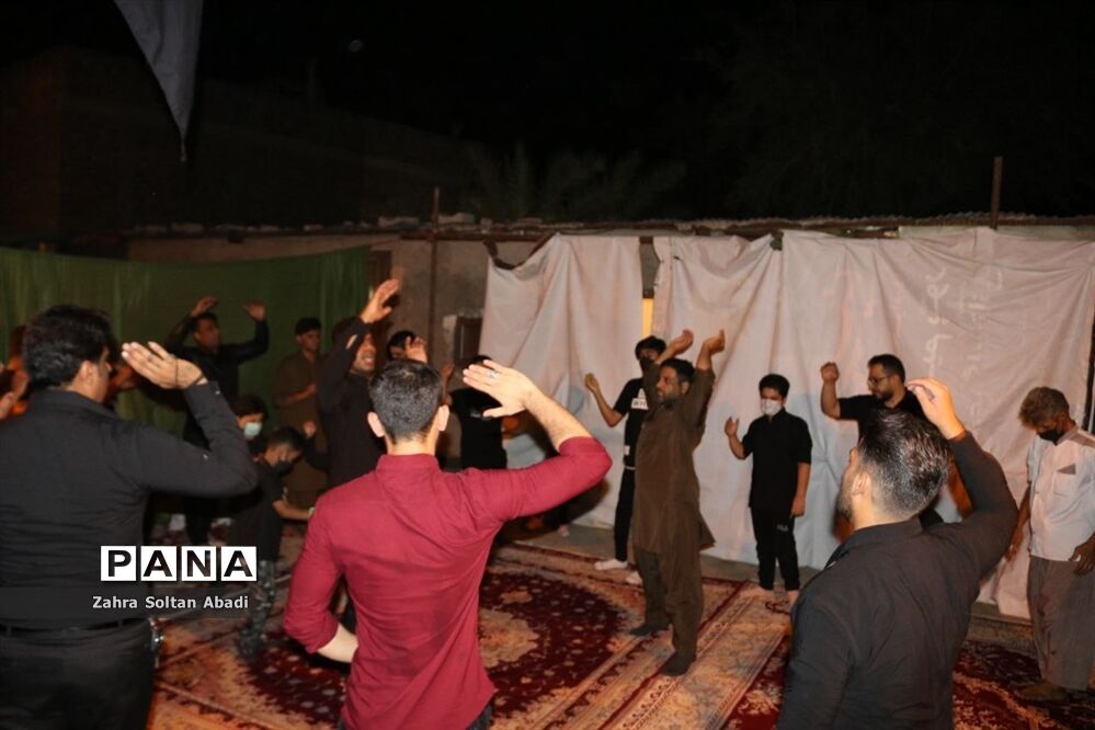 شور حسینی مردم ایرانشهر در شب عاشورای حسینی