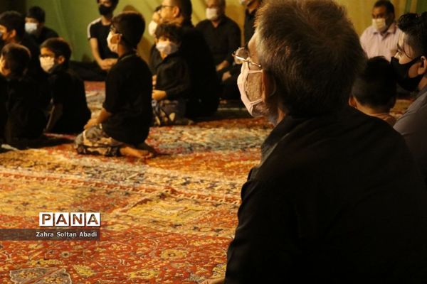 شور حسینی مردم ایرانشهر در شب عاشورای حسینی