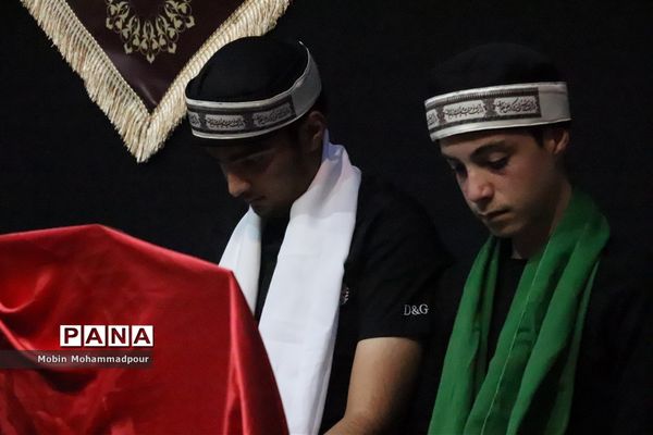 اجرای نمایش همه آب ها نام عباس را می دانند