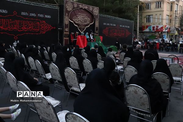 اجرای نمایش همه آب ها نام عباس را می دانند