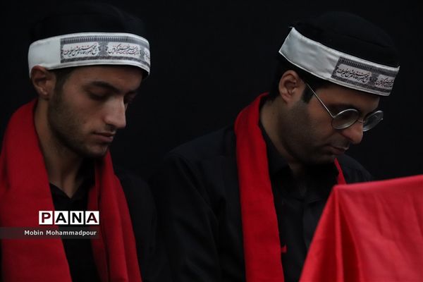 اجرای نمایش همه آب ها نام عباس را می دانند