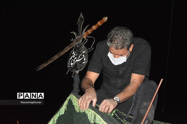 آماده‌سازی نخل عزاداری در شهرستان خوسف