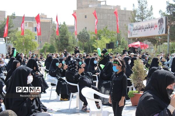 عزاداری مردم اسلامشهر در روز عاشورای حسینی