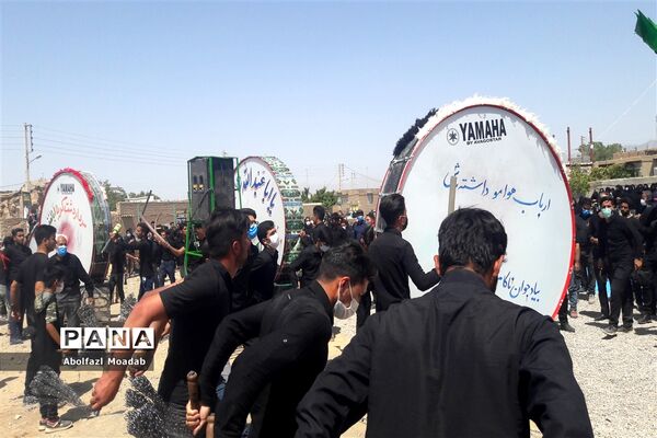 عاشورای حسینی در حسینیه روستای دهنو در خلیل آباد