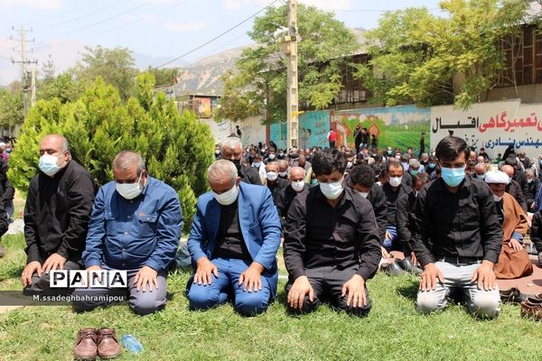 عزاداری سرور سالار شهیدان و برپایی نماز ظهر عاشورا در شهر یاسوج