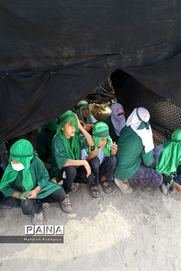 برگزاری مراسم واقعه ظهر عاشورا در حاجی آباد بیرجند