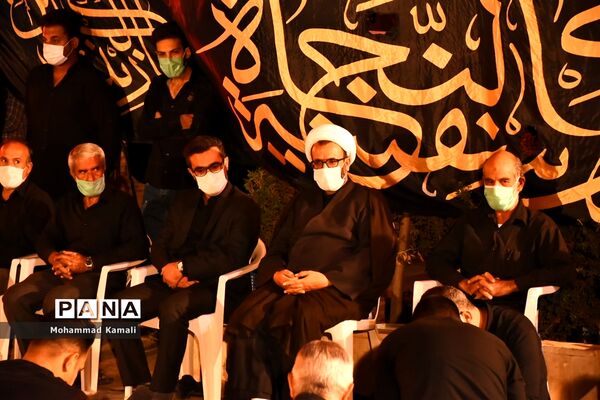 حزن و اندوه عزاداران حسینی در شام غریبان امام حسین (ع)