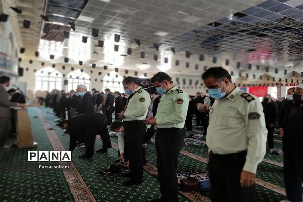 برگزاری نماز جمعه در محل زیارتگاه امامزاده سید حمزه کاشمر