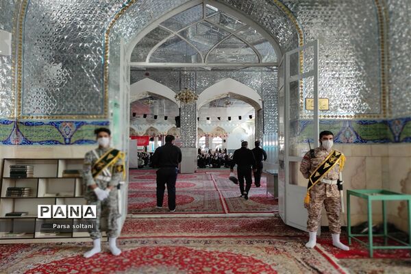 برگزاری نماز جمعه در محل زیارتگاه امامزاده سید حمزه کاشمر