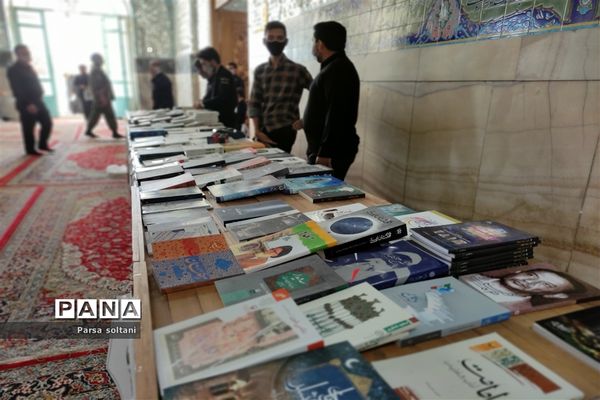 برگزاری نماز جمعه در محل زیارتگاه امامزاده سید حمزه کاشمر