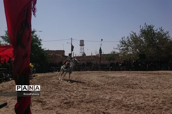مراسم عزاداری و تعزیه  برای اسیران کربلا در روستای فرح آباد کاشمر