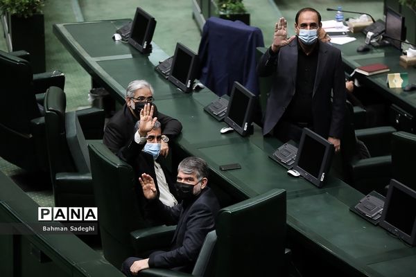 جلسه بررسی صلاحیت وزرای پیشنهادی دولت سیزدهم در مجلس