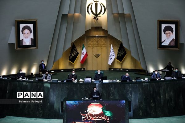 جلسه بررسی صلاحیت وزرای پیشنهادی دولت سیزدهم در مجلس