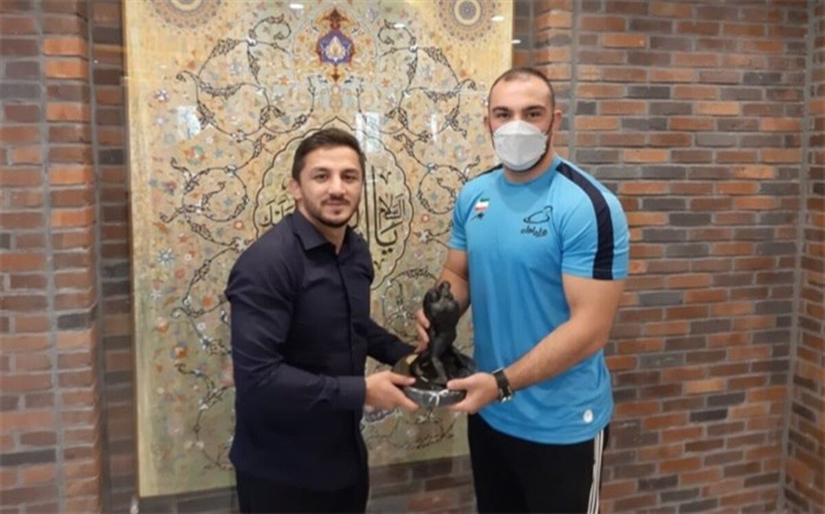 پاداش ریالی مدال‌آوران المپیکی کشتی ایران پرداخت شد