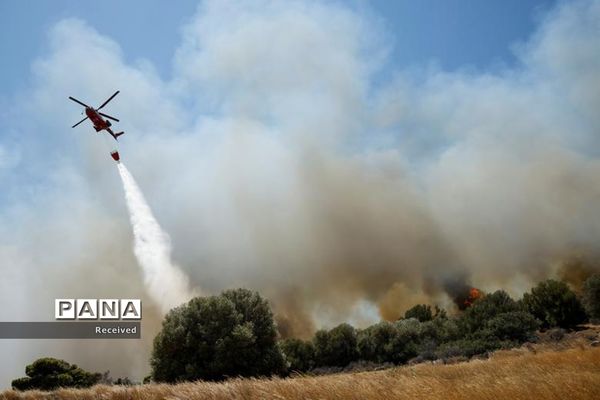 ادامه آتش سوزی‌ها در خارج از آتن