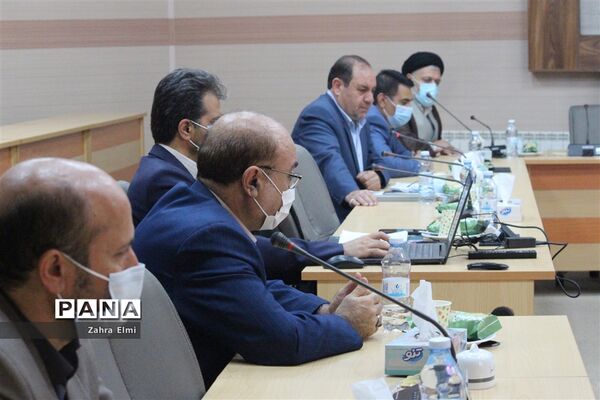 جلسه ستاد مصاحبه داوطلبان ورود به دانشگاه فرهنگیان سال۱۴۰۰