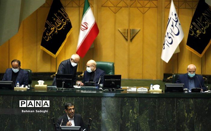 نماینده میانه: وزرای پیشنهادی فهرست اموال و دارایی‌های خود را ارائه دهند
