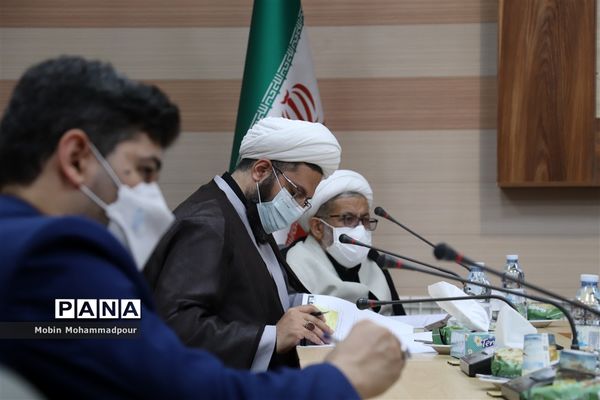 جلسه کمیته تعلیم وتربیت مهندسی فرهنگی آذربایجان شرقی