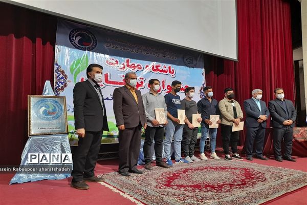 نخستین جشنواره توانمندی باشگاه مهارت در منطقه ۱۶