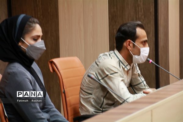 تقدیر از کارکنان  ورزشکار آموزش و پرورش امیدیه