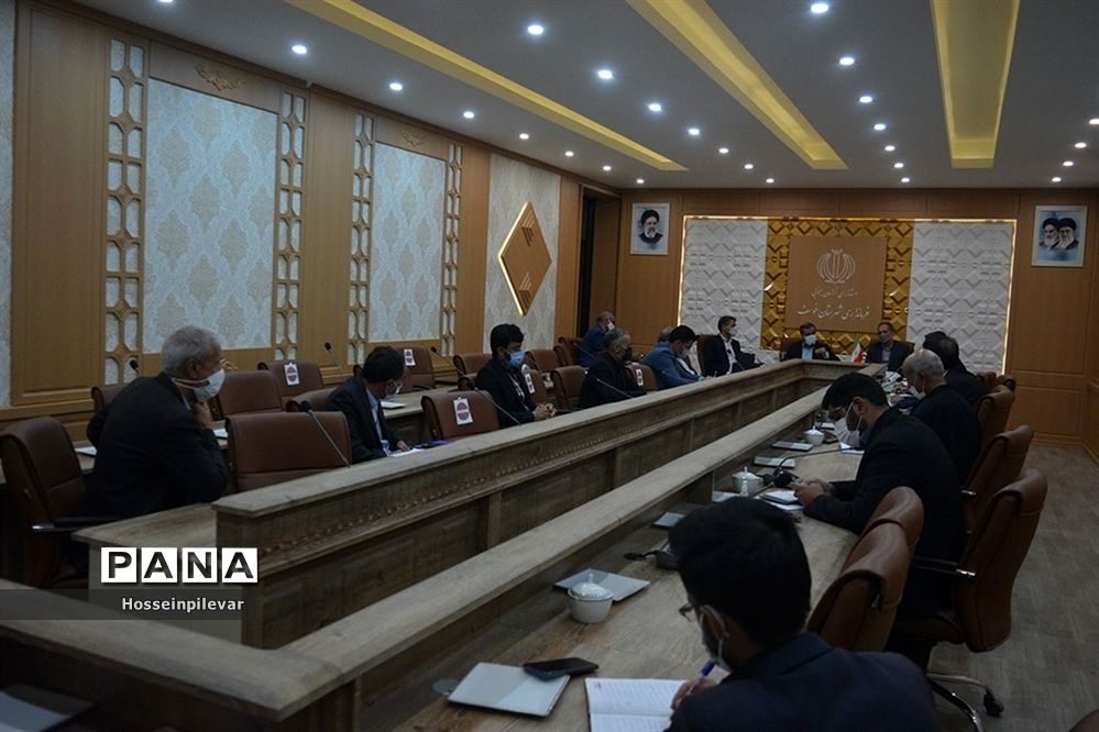 دیدار نماینده مجلس با شهرداران و شوراهای شهرستان خوسف و ماژان