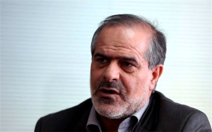 فرقانی: آمریکا در حال نزدیک‌شدن به پایان عمر یکجانبه‌گرایانه خود است
