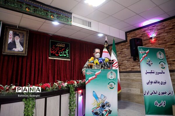 رونمایی از سامانه‌ برهان و رادار سه بعدی البرز