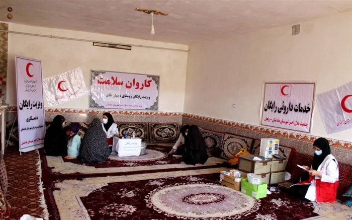 کاروان سلامت ماه‌نشان برای بیش از 50 نفر چهارطاقی خدمات رایگان ارائه داد