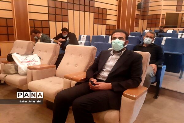 برگزاری مراسم اختتامیه دوره تشکیلاتی یاوران ولایت شهر پرند