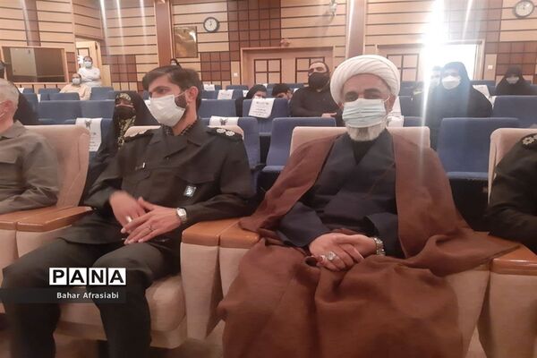 برگزاری مراسم اختتامیه دوره تشکیلاتی یاوران ولایت شهر پرند