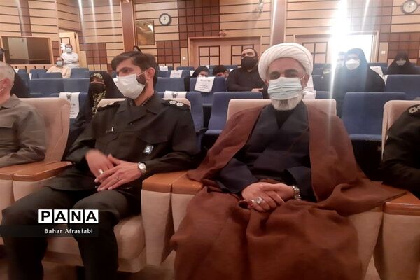 برگزاری مراسم اختتامیه دوره تشکیلاتی یاوران ولایت شهر پرند