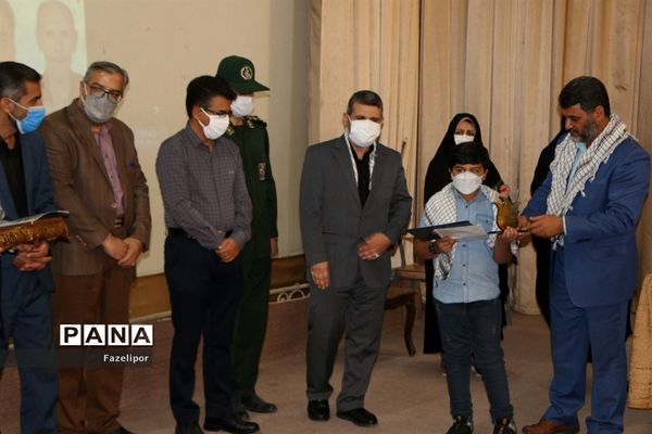 مراسم تجلیل از آزادگان فرهنگی شهرستان شهرضا