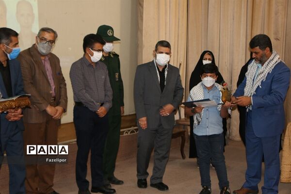 مراسم تجلیل از آزادگان فرهنگی شهرستان شهرضا