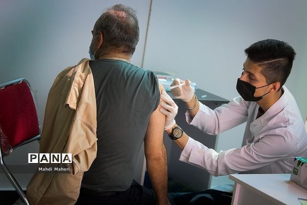 افتتاح مرکز واکسیناسیون بسیج دانشجویی