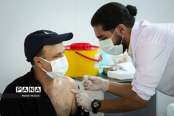 افتتاح مرکز واکسیناسیون بسیج دانشجویی