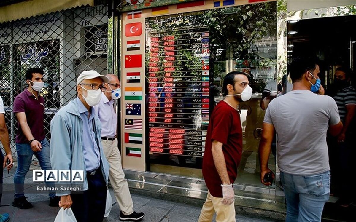 صرافان بانکی امروز دلار را چند می‌فروشند؟