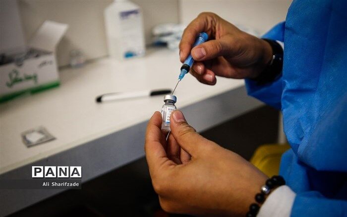 آمادگی ۵۰۰ مرکز واکسیناسیون هلال‌احمر برای تزریق واکسن کرونا