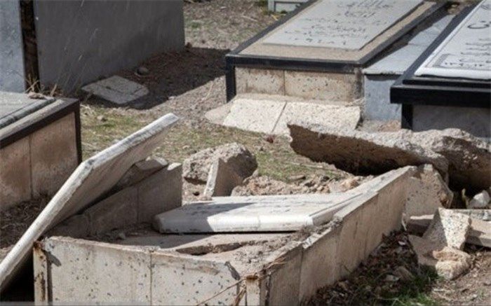 ناپدید شدن سنگ‌های قبر در زنجان!/فیلم