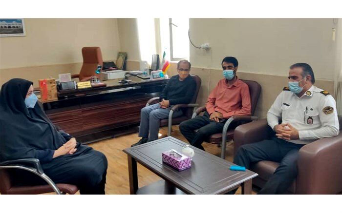 نشست دوجانبه پلیس راهور و آموزش و پرورش میناب