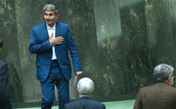 نماینده اهر: درآمدها پایین، هزینه‌ها بالا، گرانی و تورم امان مردم را بریده است