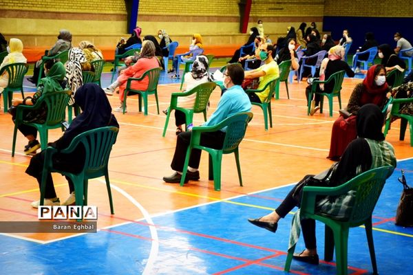 واکسیناسیون فرهنگیان در منطقه 4